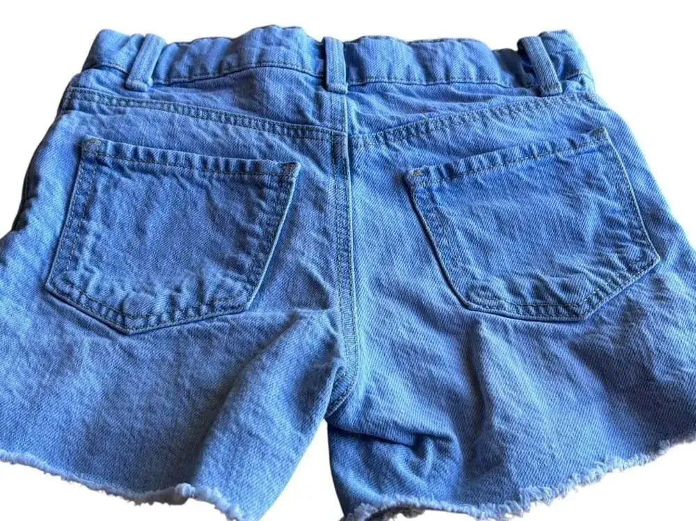 OshKosh B'gosh Toddler Girls Distressed‎ Denim Shorts Light Wash Size 5T